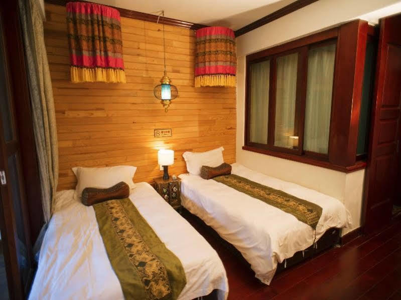 Xishuangbanna Elephanthome Boutique Guest House Esterno foto